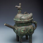 雀鳥紋獸首耳四足執壺帶雀鳥蓋